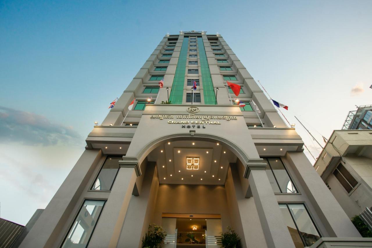 Hm Grand Central Hotel Phnom Penh Exterior foto